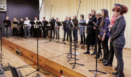 Opernchor singt Weihnachtslied für MDR Klassik